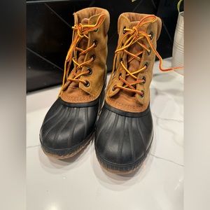 Men’s Sorel Cheyanne II boots size 6
